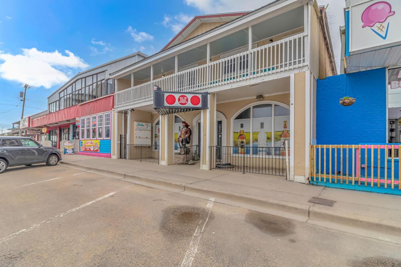 125 Atlantic Avenue Unit E - Pet Friendly! Walk To The Beach And Pier!1Br -1Ba - Sleeps 2-4 Guests! Myrtle Beach Zewnętrze zdjęcie